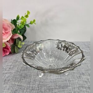 Vintage Silver City Glass 3 Footed Bowl With Floral Silver Overlay